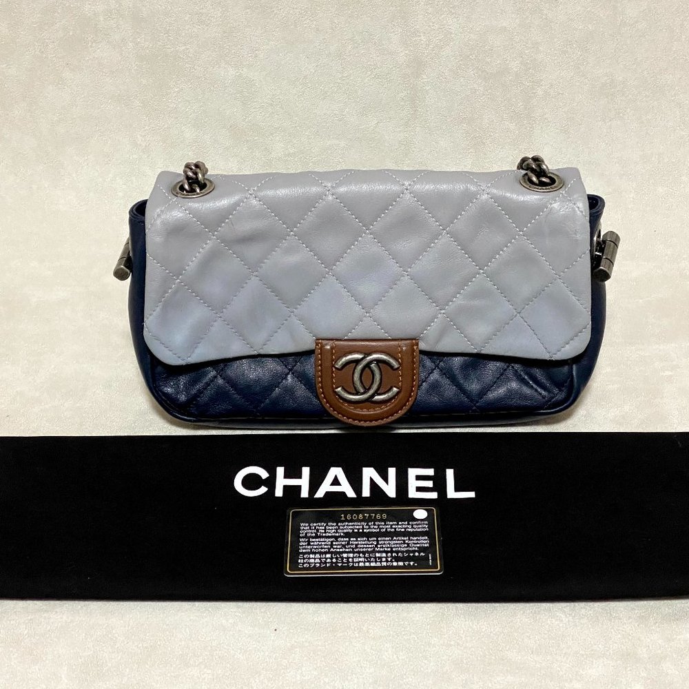 Chanel Blue Two Tone Diamond Quilted Shoulder Bag